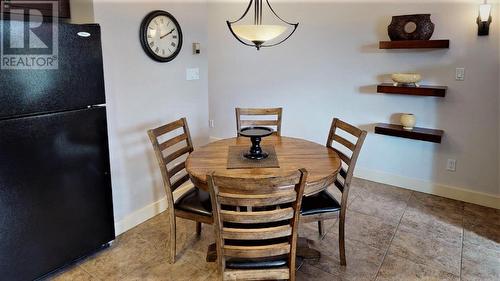 500 Bighorn  Boulevard Unit# 523 B, Radium Hot Springs, BC - Indoor Photo Showing Dining Room