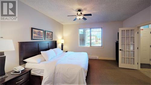 500 Bighorn  Boulevard Unit# 523 B, Radium Hot Springs, BC - Indoor Photo Showing Bedroom