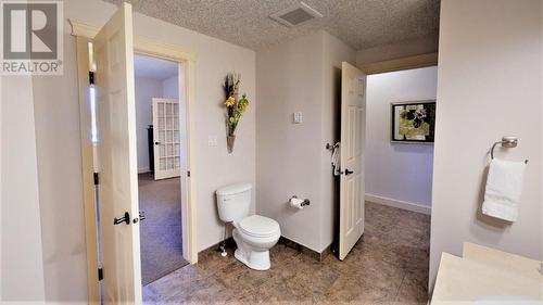 500 Bighorn  Boulevard Unit# 523 B, Radium Hot Springs, BC - Indoor Photo Showing Bathroom