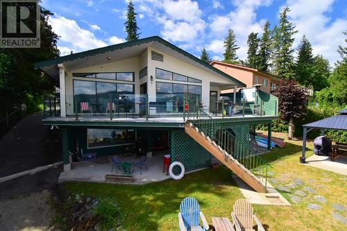 875/877 Armentieres Road, Sorrento, BC - Outdoor With Deck Patio Veranda