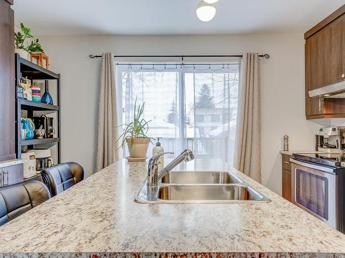 Kitchen - 55C Av. Sauriol, Laval (Laval-Des-Rapides), QC - Indoor Photo Showing Kitchen With Double Sink
