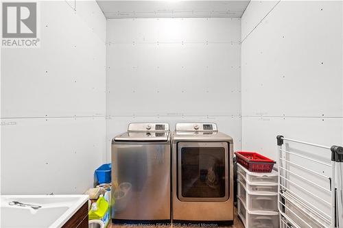1645 Girouardville Rd, Saint-Maurice, NB - Indoor Photo Showing Laundry Room