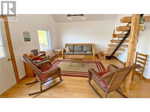 561 Graceys, Central Frontenac (Frontenac Centre), ON - Indoor Photo Showing Living Room