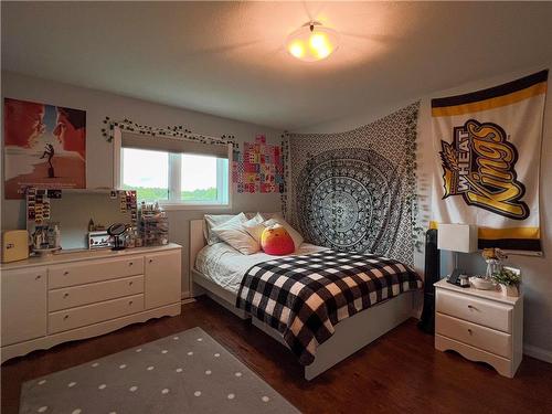 Brandon, Manitoba - Indoor Photo Showing Bedroom