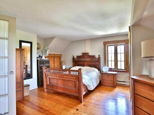 Master bedroom - 349 5E Rang, Saint-Bernard-De-Michaudville, QC - Indoor Photo Showing Bedroom
