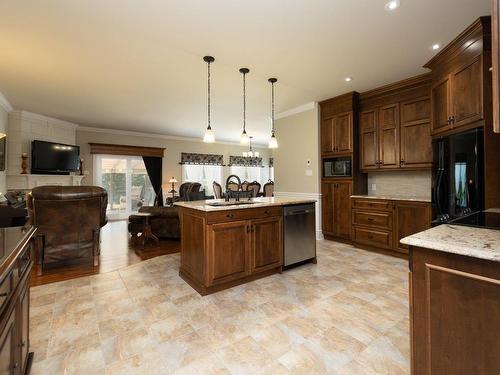 Cuisine - 500  - 500A Rg Roy, Sainte-Martine, QC - Indoor Photo Showing Kitchen