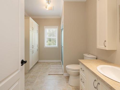 Salle de bains - 500  - 500A Rg Roy, Sainte-Martine, QC - Indoor Photo Showing Bathroom