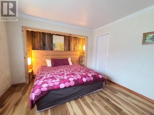 1096 8Th Avenue, Valemount, BC - Indoor Photo Showing Bedroom