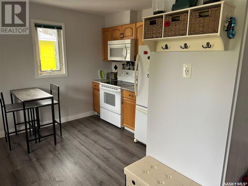 83 Franklin Avenue, Yorkton, SK - Indoor Photo Showing Kitchen