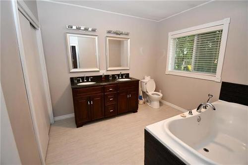 163160 45 Highway, Russell, MB - Indoor Photo Showing Bathroom