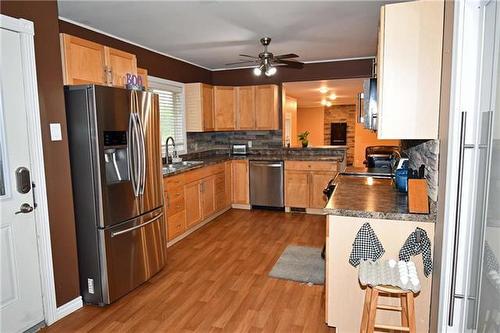 163160 45 Highway, Russell, MB - Indoor Photo Showing Kitchen