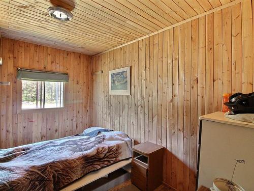 Chambre Ã Â coucher - 3 Ch. Du Lac-Du-Port-Aux-Quilles (Lac Desbiens), Saint-Siméon, QC - Indoor Photo Showing Bedroom