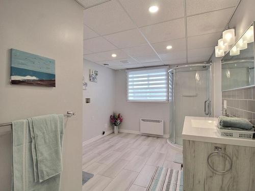 Salle de bains - 1663 Rue Ladouceur, Val-D'Or, QC - Indoor