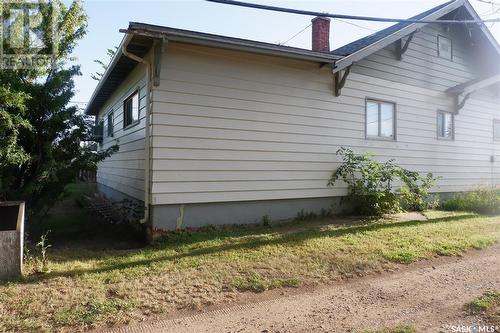 10 D Avenue, Willow Bunch, SK - Outdoor With Exterior