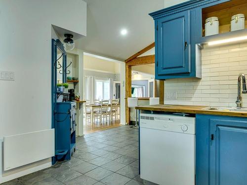 Kitchen - 198 Ch. Beaulne, Piedmont, QC - Indoor Photo Showing Kitchen