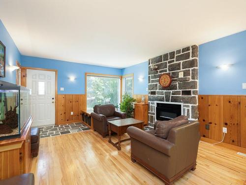 Family room - 5960 Rue Marceau, Montréal (Pierrefonds-Roxboro), QC - Indoor Photo Showing Living Room With Fireplace