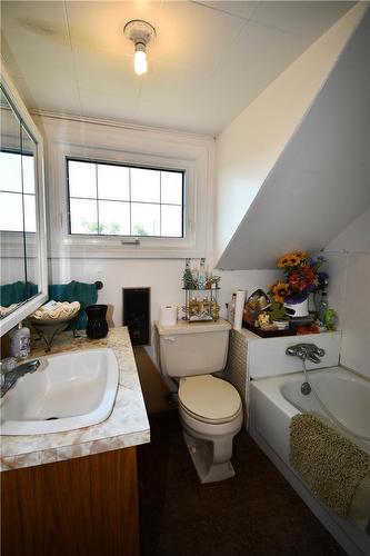 156041 105N Road, Foxwarren, MB - Indoor Photo Showing Bathroom