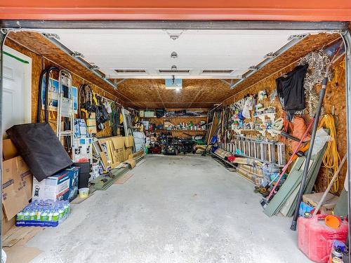 Garage - 60 Rue Genest, Saint-Jean-Sur-Richelieu, QC - Indoor Photo Showing Garage