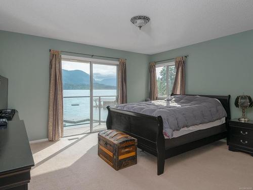 8668 Stirling Arm Dr, Port Alberni, BC - Indoor Photo Showing Bedroom