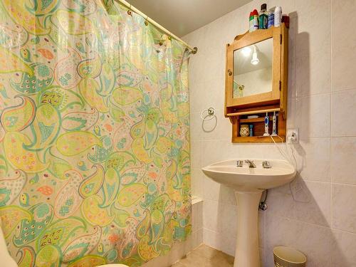 Ensuite bathroom - 125 Ch. Du Lac-Loranger, Saint-Sauveur, QC - Indoor Photo Showing Bathroom
