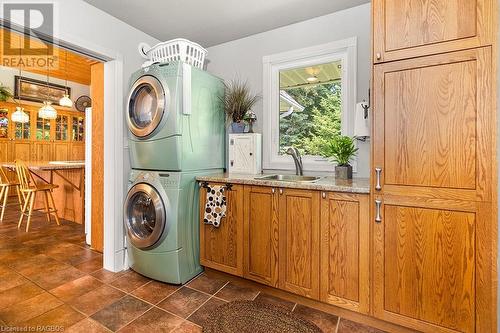 55 Trillium Crossing, Lions Head, ON - Indoor Photo Showing Laundry Room