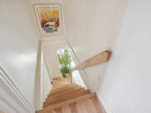 Escalier - 503 Rue Viens, Mont-Saint-Hilaire, QC - Indoor Photo Showing Other Room