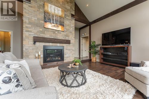 160 Robertson Avenue, Meaford, ON - Indoor Photo Showing Living Room With Fireplace