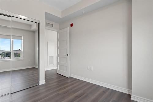 121 #8 Highway|Unit #516, Stoney Creek, ON - Indoor Photo Showing Other Room