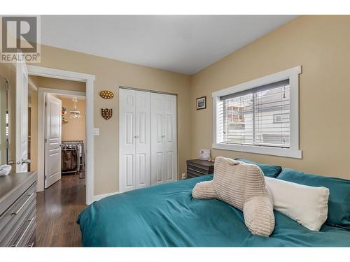 380 Dougall Road N, Kelowna, BC - Indoor Photo Showing Bedroom