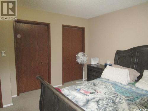 303 3Rd Avenue E, Assiniboia, SK - Indoor Photo Showing Bedroom