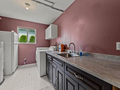 212 Murtle Road, Clearwater, BC - Indoor Photo Showing Laundry Room