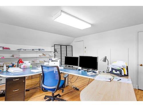 Office - 2 Rue St-Vincent, Sainte-Agathe-Des-Monts, QC - Indoor Photo Showing Office