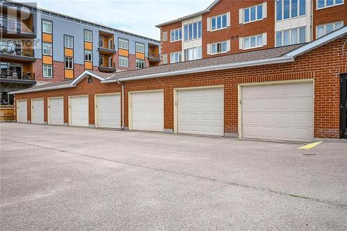10 Armstrong Drive Unit#401, Smiths Falls, ON - Outdoor