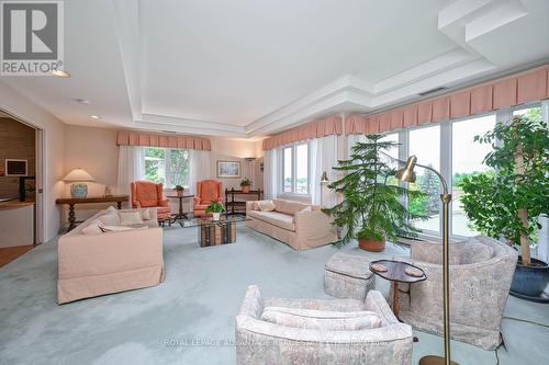 401 - 10 Armstrong Drive, Smiths Falls, ON - Indoor Photo Showing Living Room