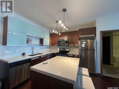 410 2101 Heseltine Road, Regina, SK - Indoor Photo Showing Kitchen With Upgraded Kitchen