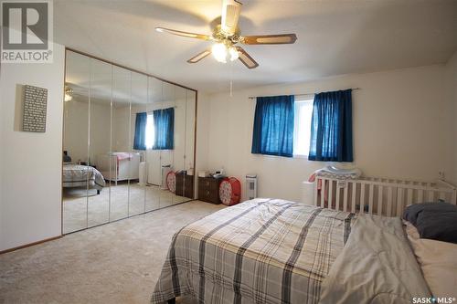 221 4Th Avenue, Whitewood, SK - Indoor Photo Showing Bedroom