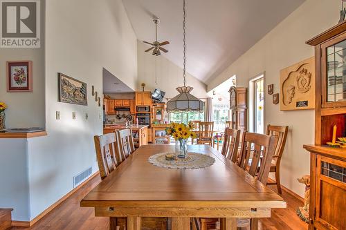 7825 China Valley Road, Falkland, BC - Indoor Photo Showing Dining Room