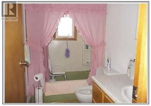 4A Base Road, Channel-Port Aux Basques, NL - Indoor Photo Showing Bathroom