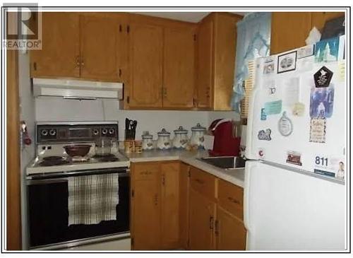 4A Base Road, Channel-Port Aux Basques, NL - Indoor Photo Showing Kitchen