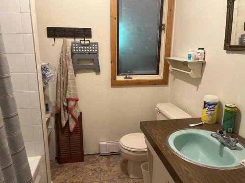 Salle de bains - 5785 Ch. Cedar Pine, Témiscaming, QC - Indoor Photo Showing Bathroom