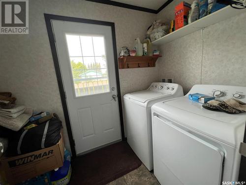 109 - 113 2Nd Street, Star City, SK - Indoor Photo Showing Laundry Room