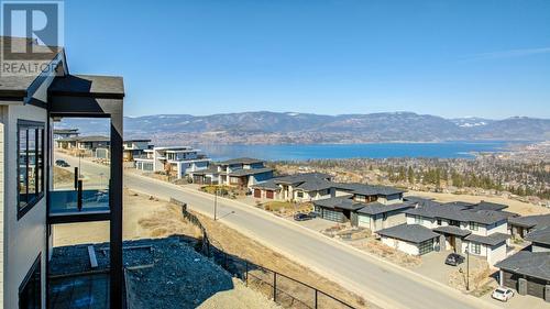 1018 Emslie Street, Kelowna, BC - Outdoor With Body Of Water With View