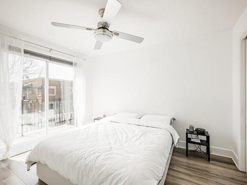 Chambre Ã Â coucher - 2433 Rue Aylwin, Montréal (Mercier/Hochelaga-Maisonneuve), QC - Indoor Photo Showing Bedroom