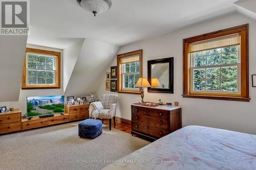 2090 County 121 Road, Kawartha Lakes, ON - Indoor Photo Showing Bedroom