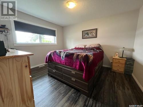 719 Maple Street, Esterhazy, SK - Indoor Photo Showing Bedroom