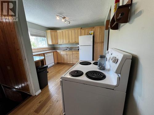 430 Chilako Crescent, Fraser Lake, BC - Indoor Photo Showing Laundry Room