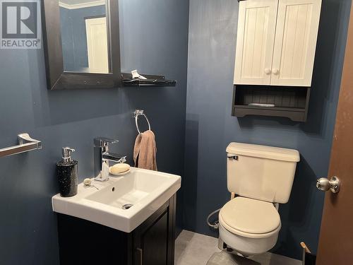 430 Chilako Crescent, Fraser Lake, BC - Indoor Photo Showing Bathroom
