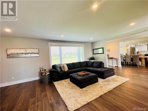 173 Frenette, Beresford, NB - Indoor Photo Showing Living Room