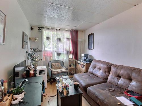 Living room - 197  - 203 6E Rue, Rouyn-Noranda, QC - Indoor Photo Showing Living Room