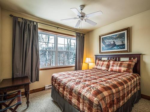 Bedroom - 10A-225 Rue Du Mont-Plaisant, Mont-Tremblant, QC - Indoor Photo Showing Bedroom